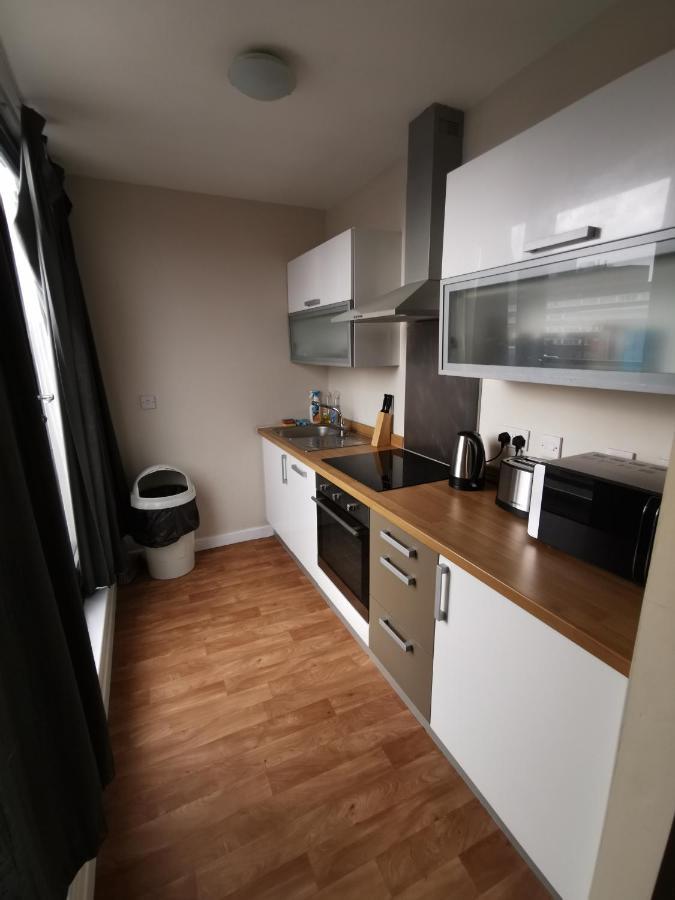Contractor Accommodation Liverpool リヴァプール エクステリア 写真